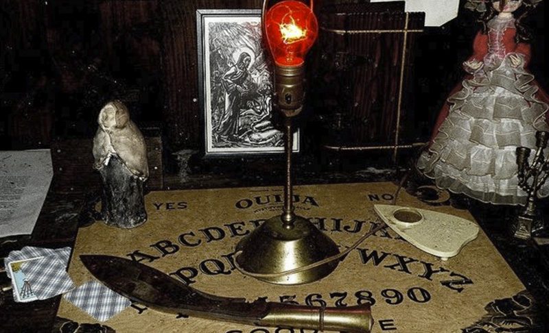Ouija do Museu do Oculto dos Warren